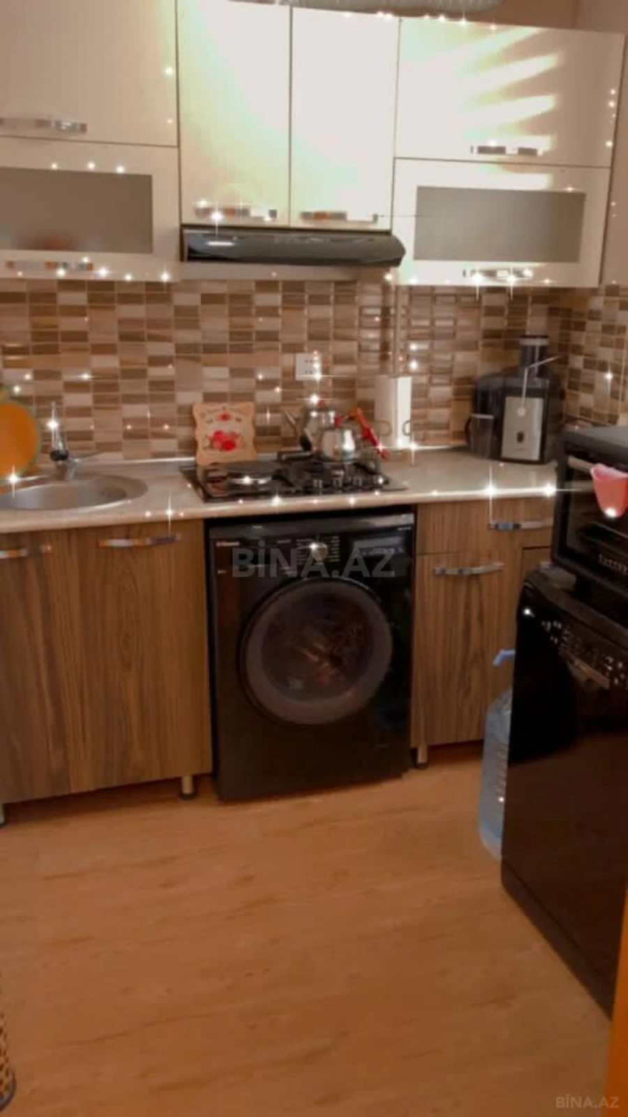 Satılır 5 otaqlı mənzil 125 m²