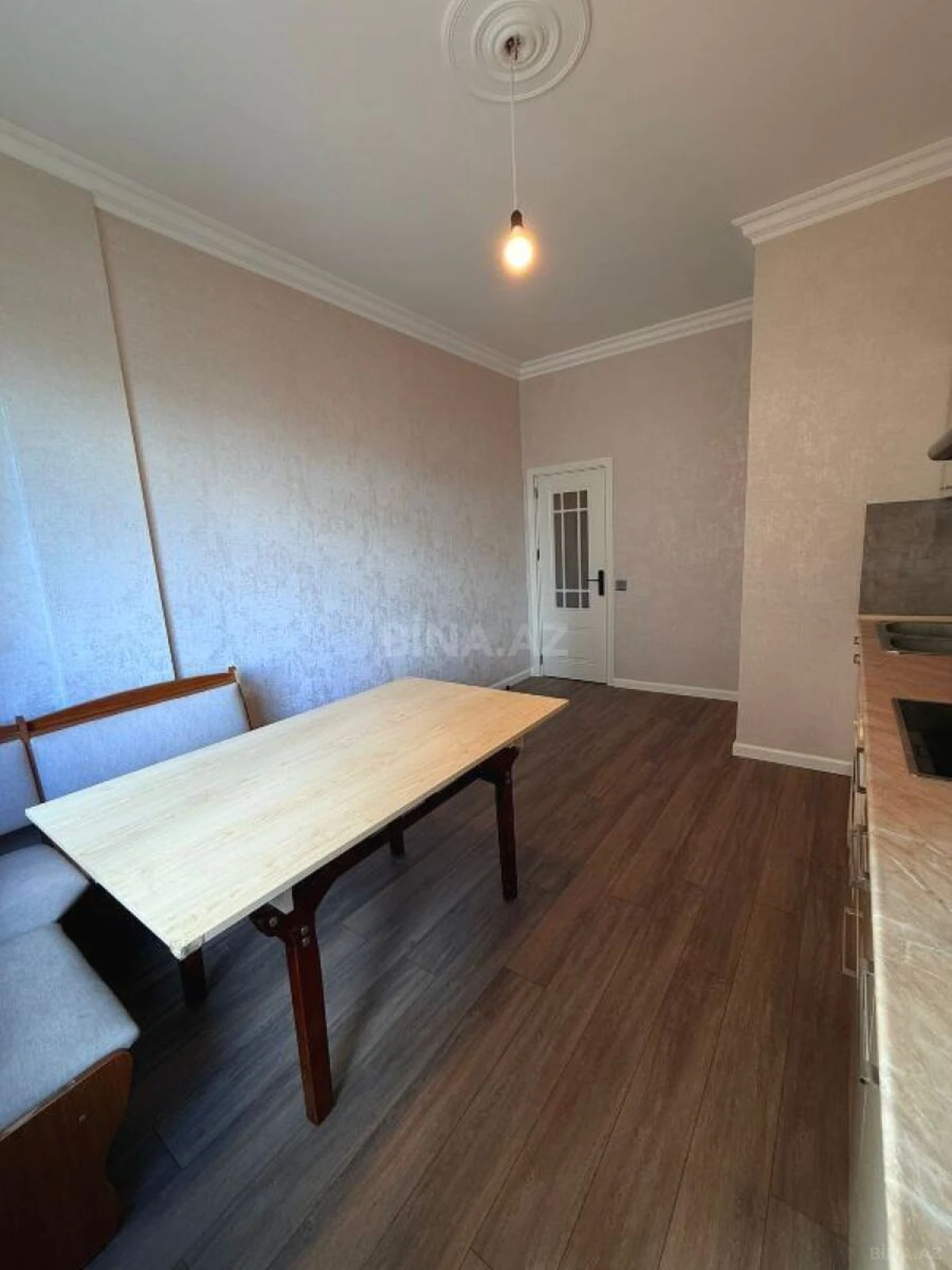 Satılır 3 otaqlı mənzil 120 m²