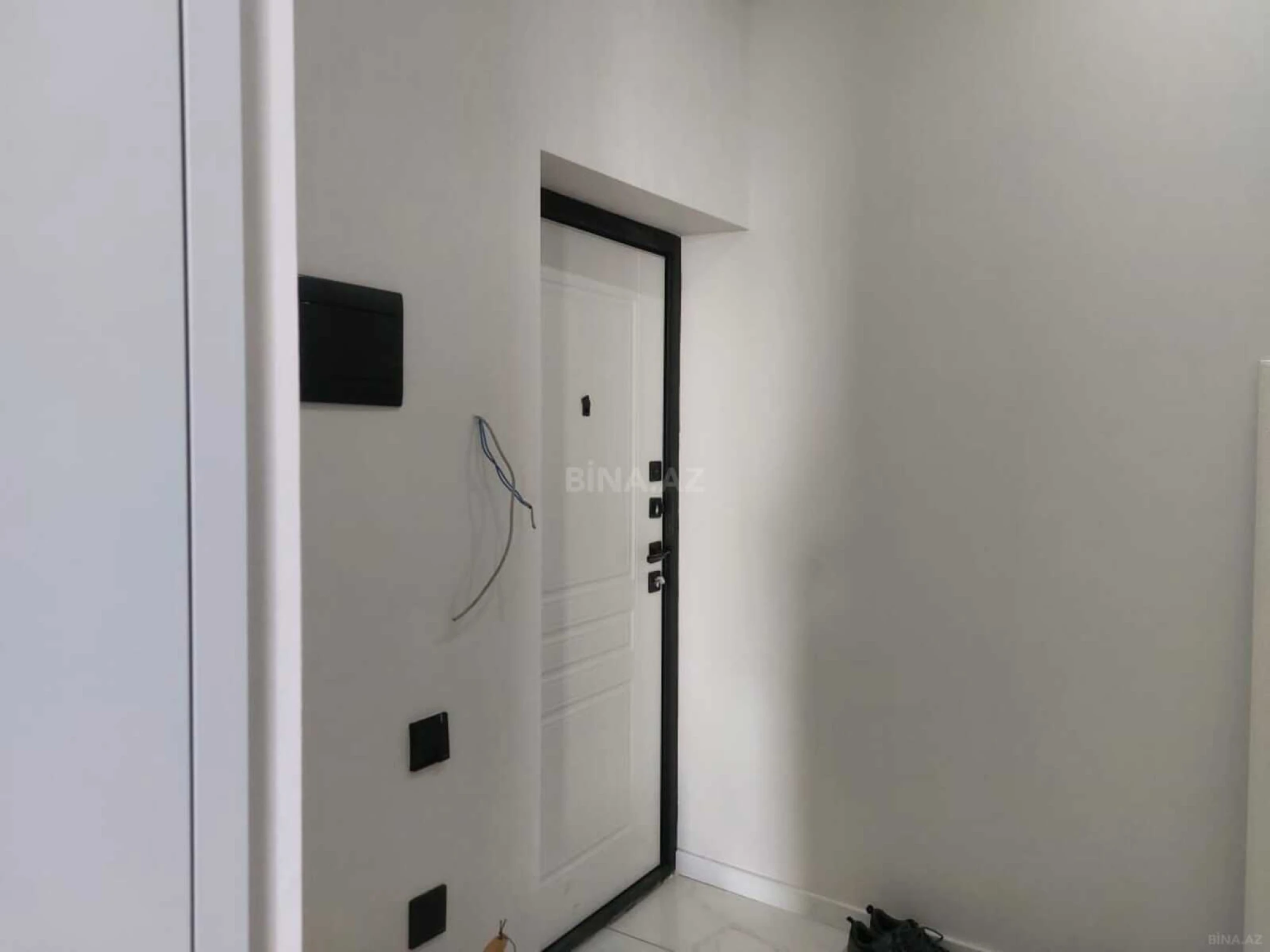 Satılır 4 otaqlı mənzil 105 m²