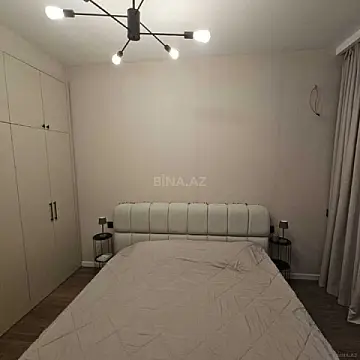 Satılır 4 otaqlı mənzil 105 m²