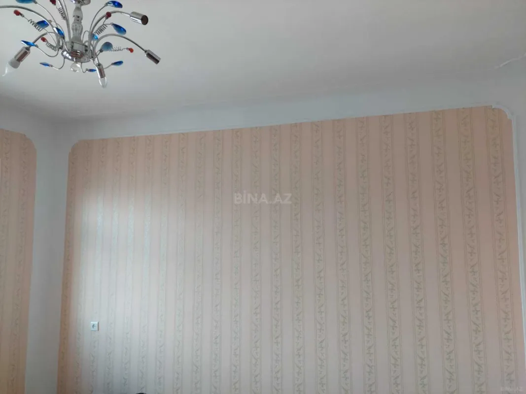 Satılır 4 otaqlı mənzil 100 m²