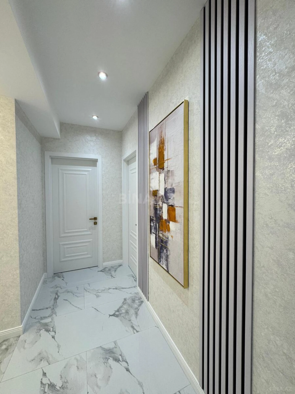 Satılır 3 otaqlı mənzil 110 m²