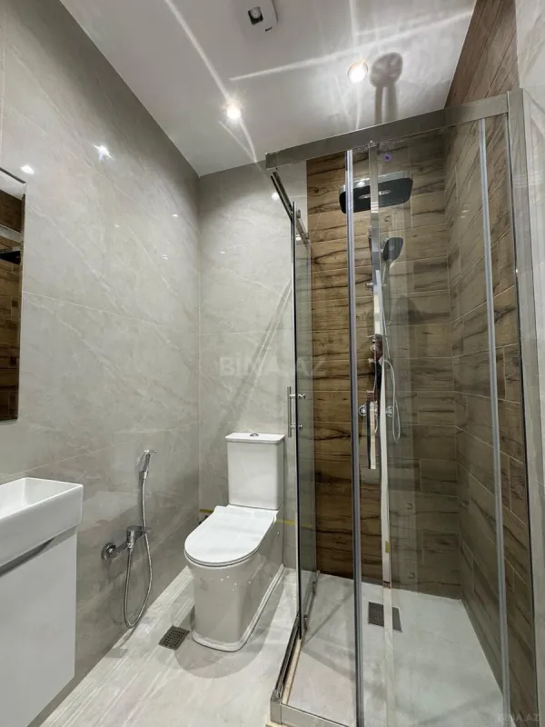 Satılır 3 otaqlı mənzil 110 m²