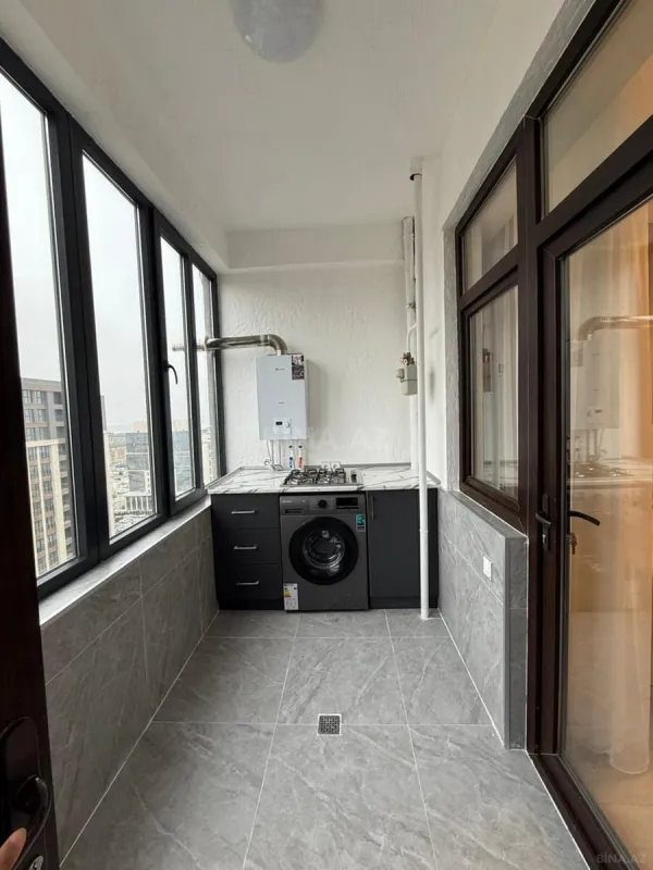 Satılır 2 otaqlı mənzil 65 m²
