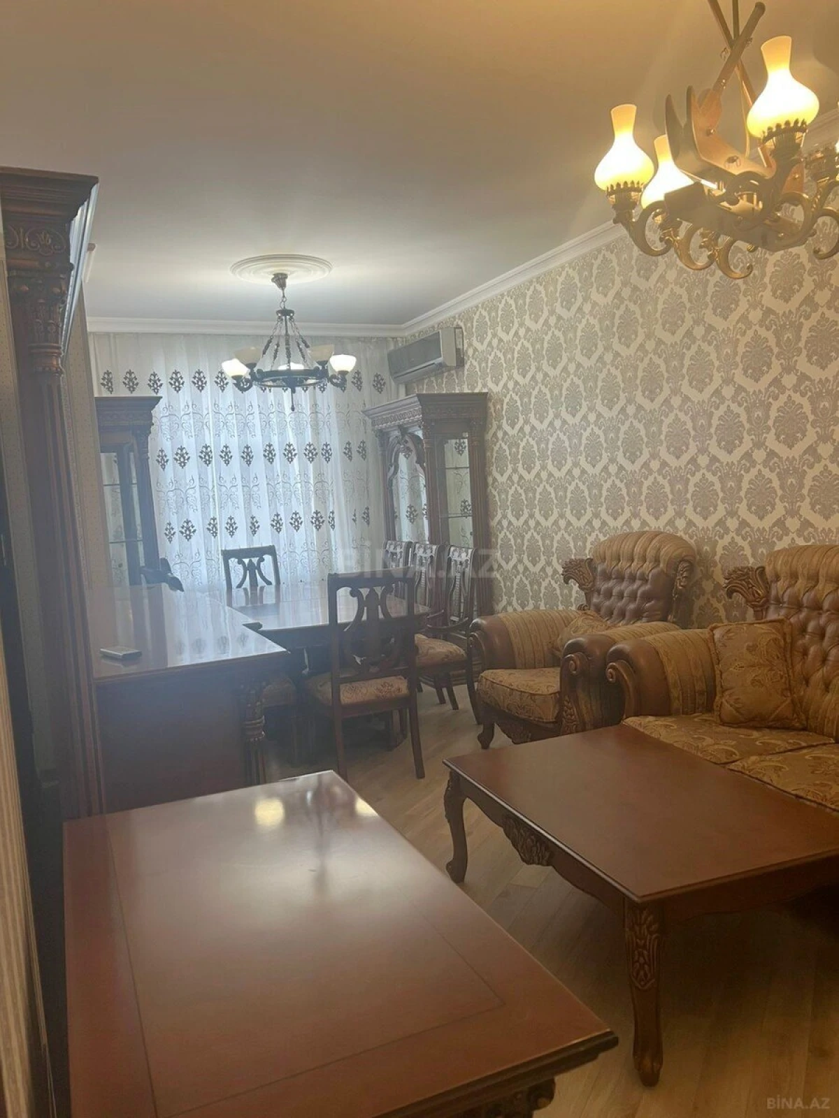 Satılır 2 otaqlı mənzil 72 m²