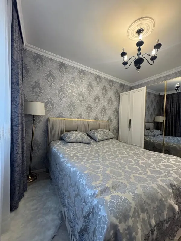 Satılır 2 otaqlı mənzil 60 m²