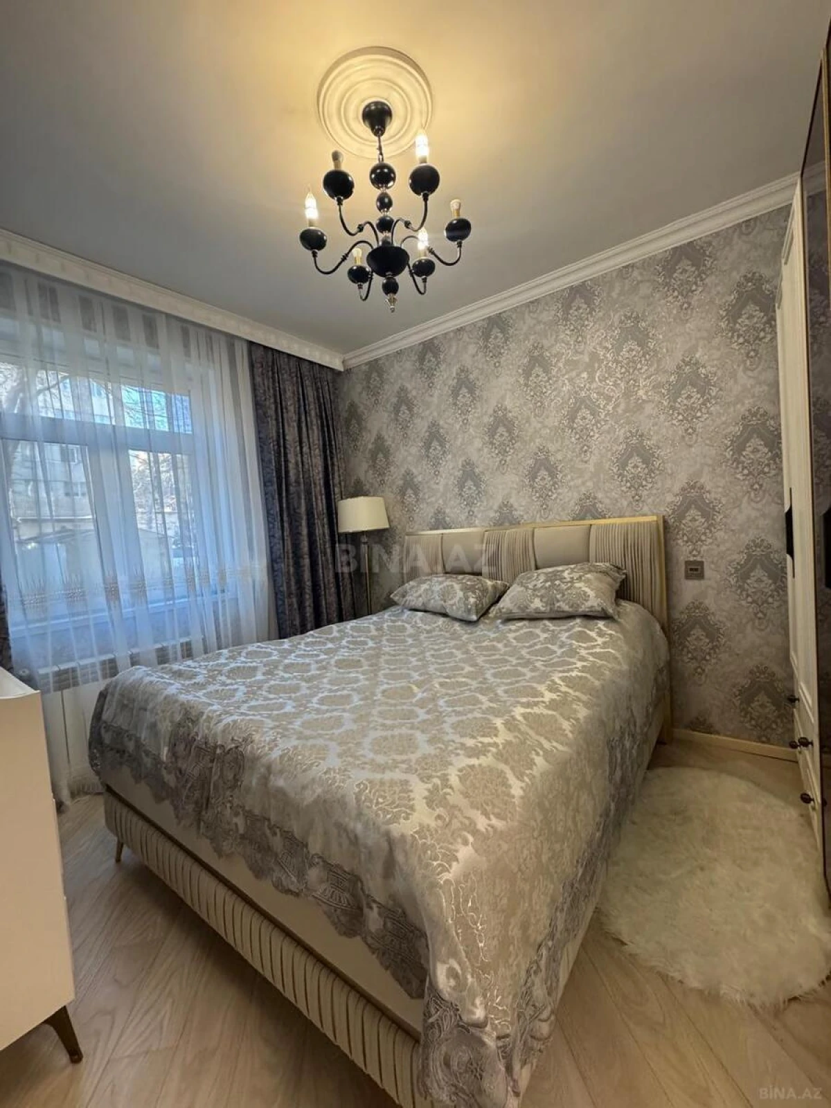 Satılır 2 otaqlı mənzil 60 m²