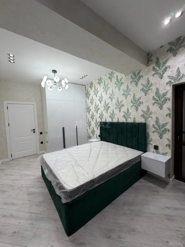 Satılır 3 otaqlı mənzil 108 m²