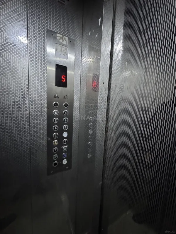 Satılır 2 otaqlı mənzil 66 m²