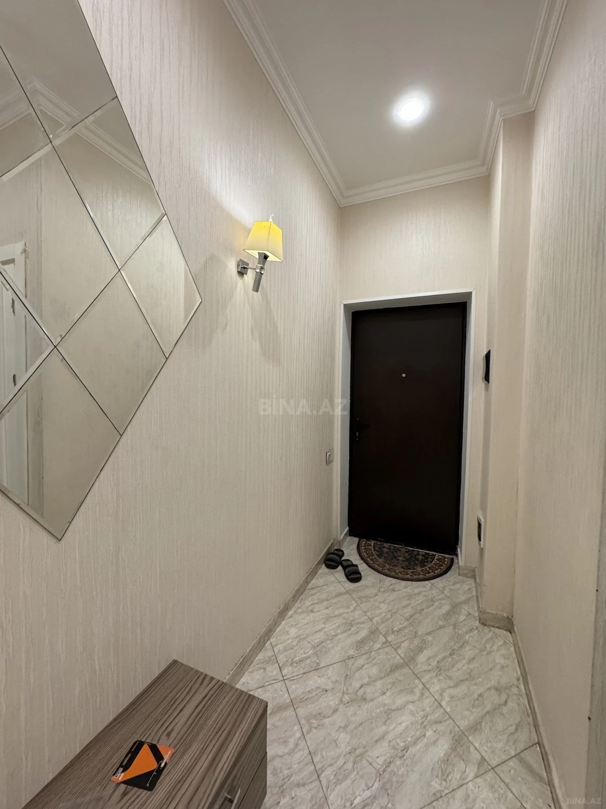 Satılır 2 otaqlı mənzil 66 m²