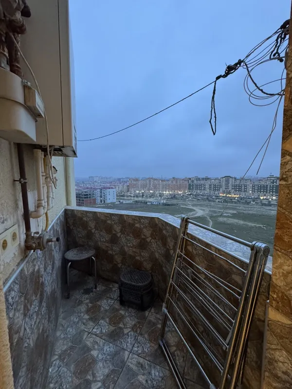 Satılır 2 otaqlı mənzil 66 m²