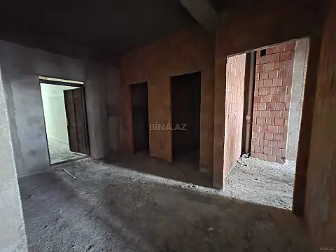 Satılır 2 otaqlı mənzil 76 m²