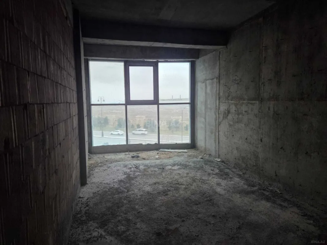 Satılır 2 otaqlı mənzil 76 m²