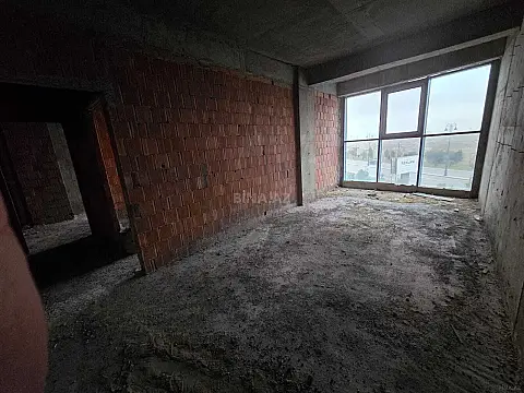 Satılır 2 otaqlı mənzil 76 m²