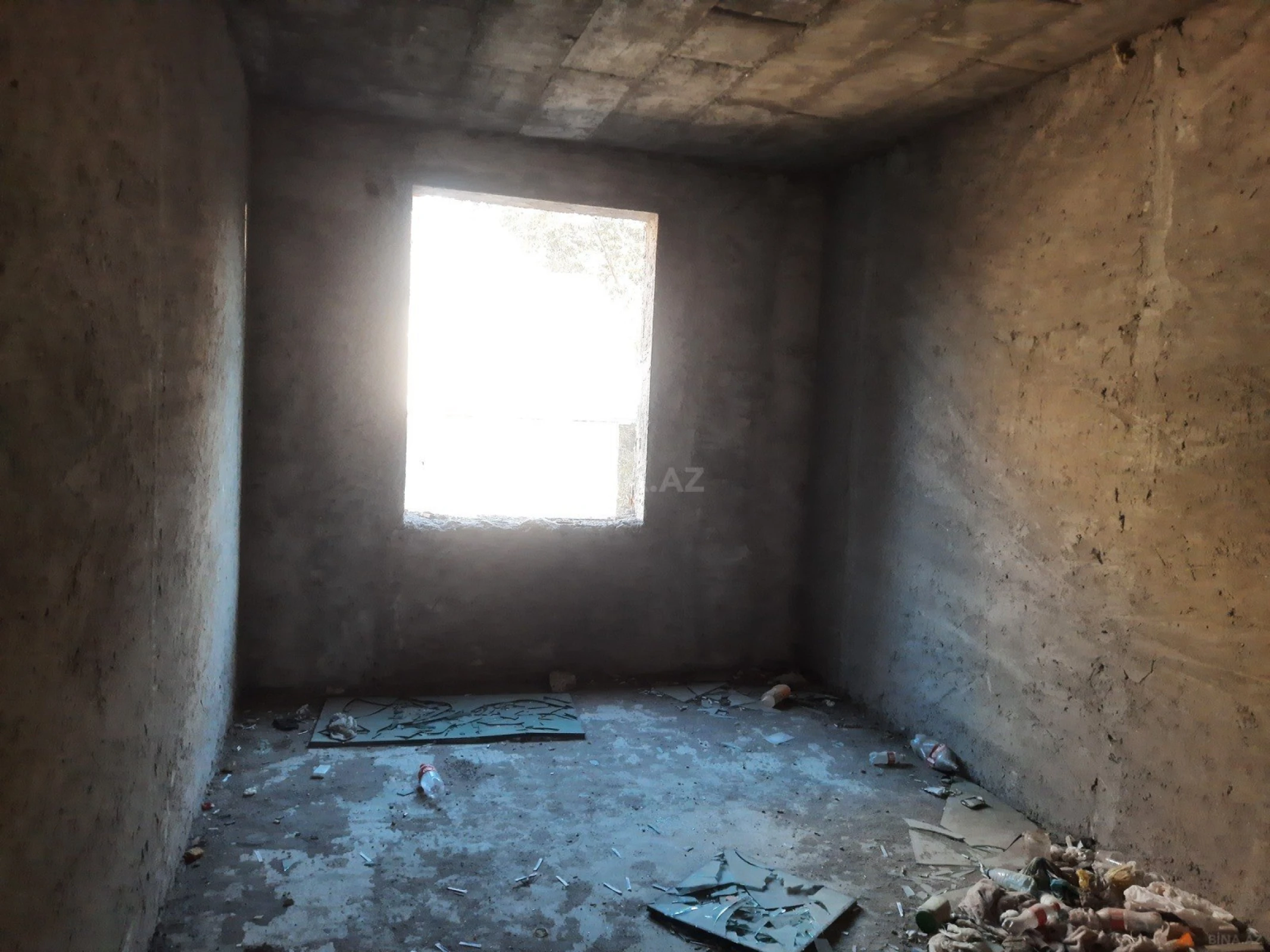 Satılır 7 otaqlı həyət evi 750 m²