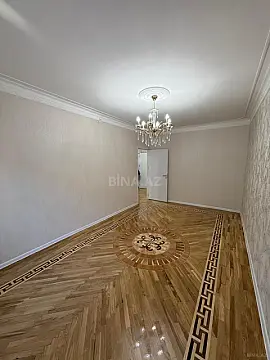 Satılır 2 otaqlı mənzil 75 m²
