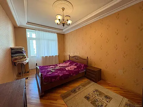 Kirayə verilir 2 otaqlı mənzil 100 m²