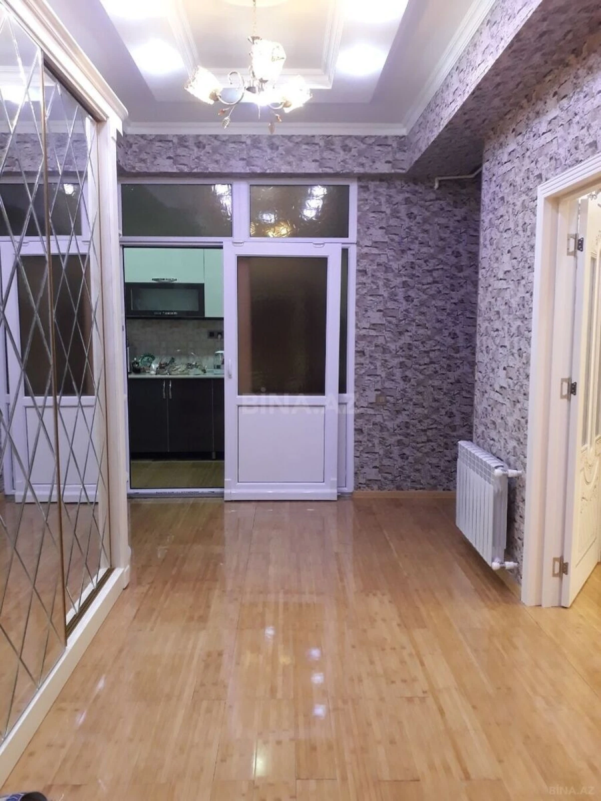Satılır 3 otaqlı mənzil 90 m²