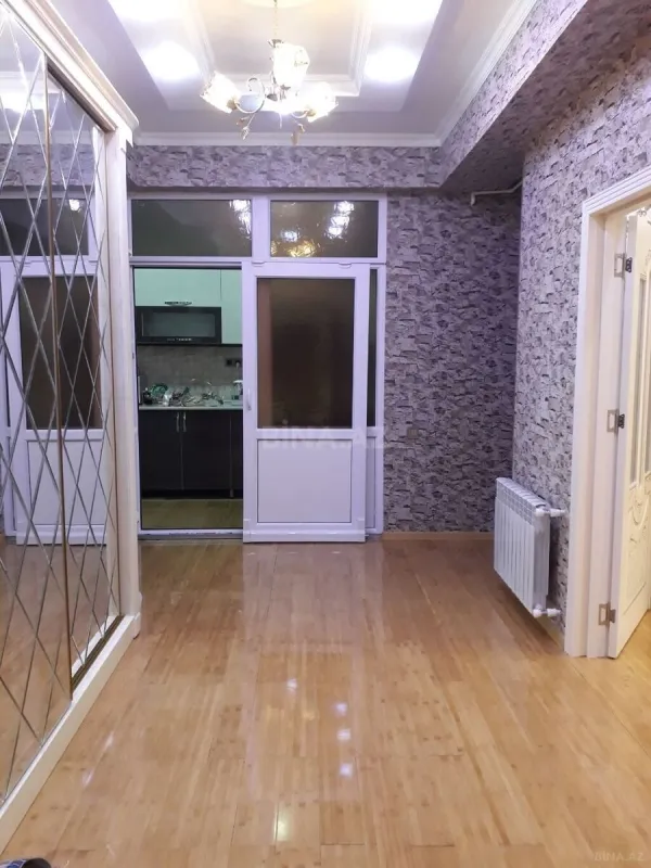Satılır 3 otaqlı mənzil 90 m²