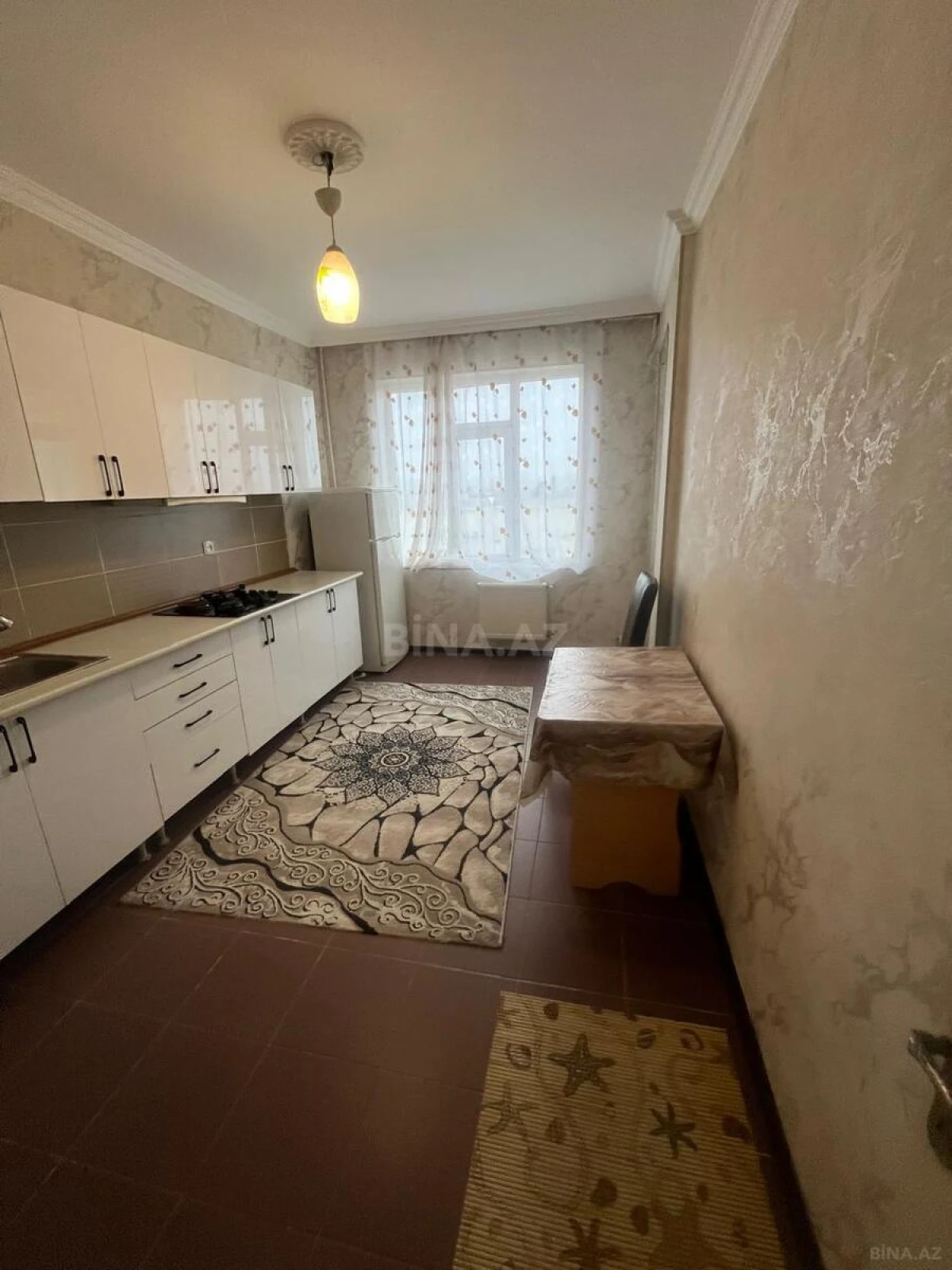 Satılır 2 otaqlı mənzil 70 m²