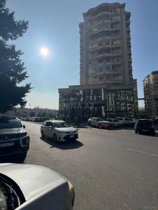 Satılır 3 otaqlı mənzil 112 m²