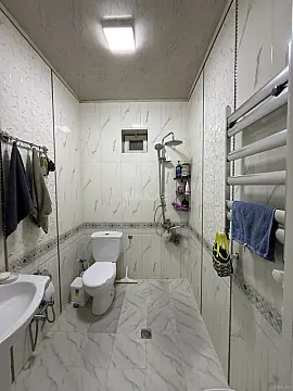 Satılır 4 otaqlı həyət evi 100 m²