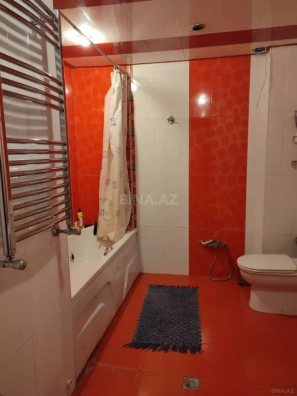 Satılır 3 otaqlı mənzil 120 m²
