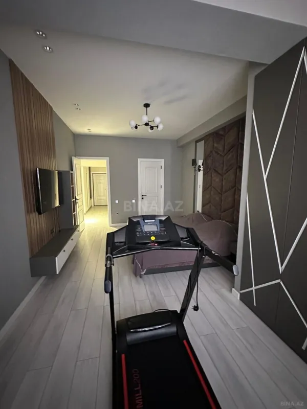 Kirayə verilir 3 otaqlı mənzil 150 m²