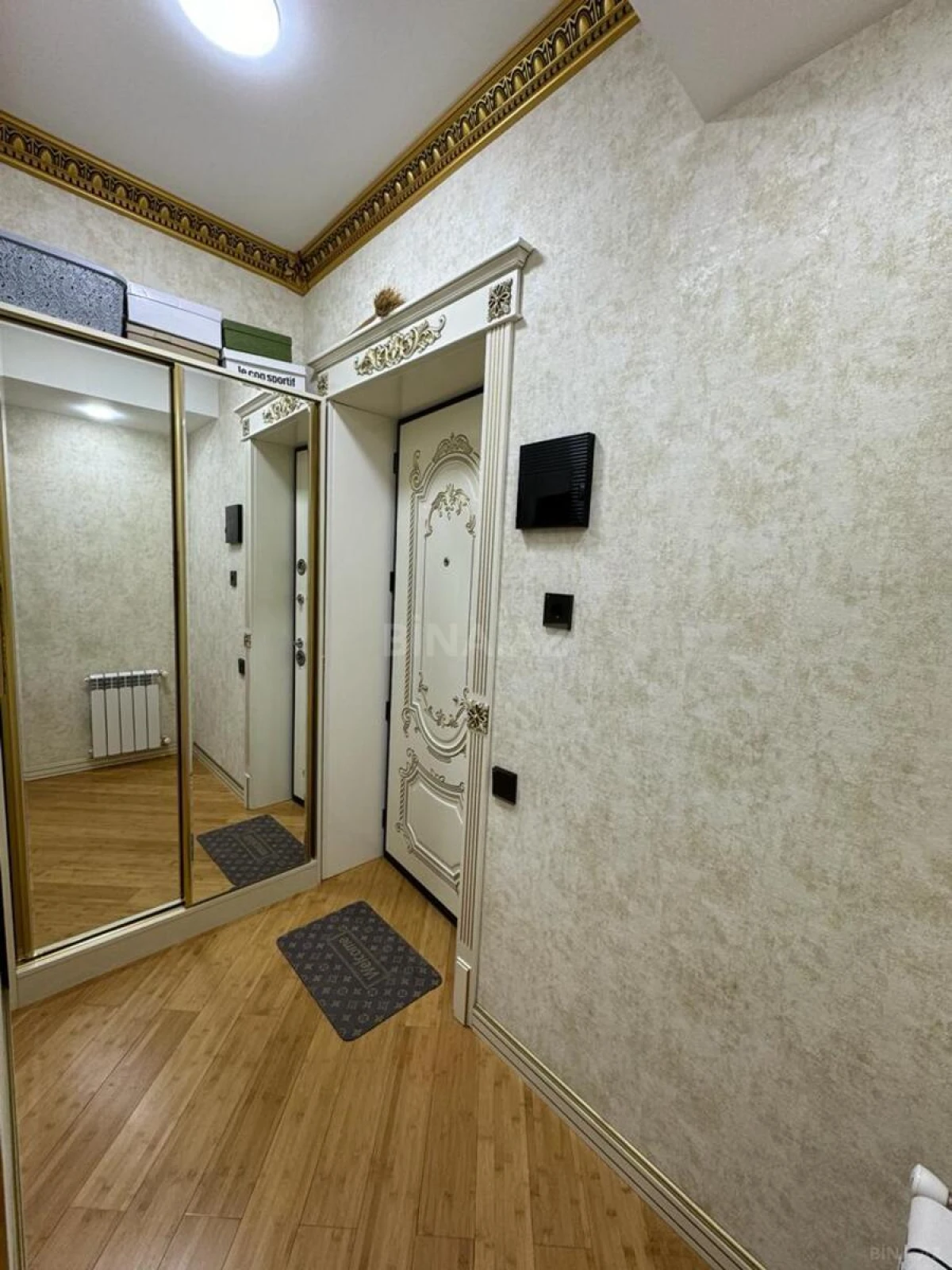 Satılır 2 otaqlı mənzil 55 m²