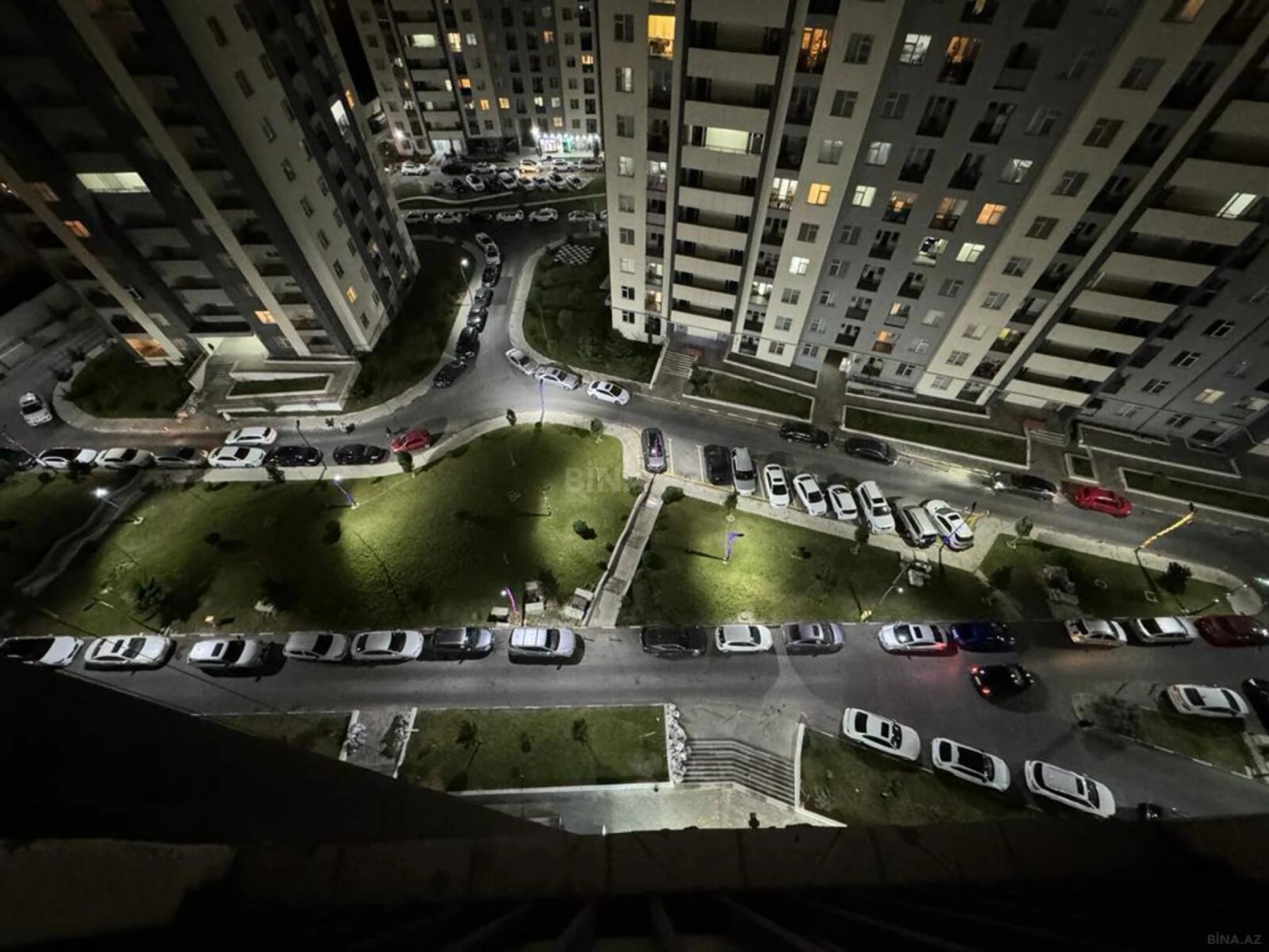 Satılır 2 otaqlı mənzil 55 m²