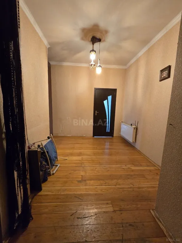 Satılır 3 otaqlı mənzil 106 m²