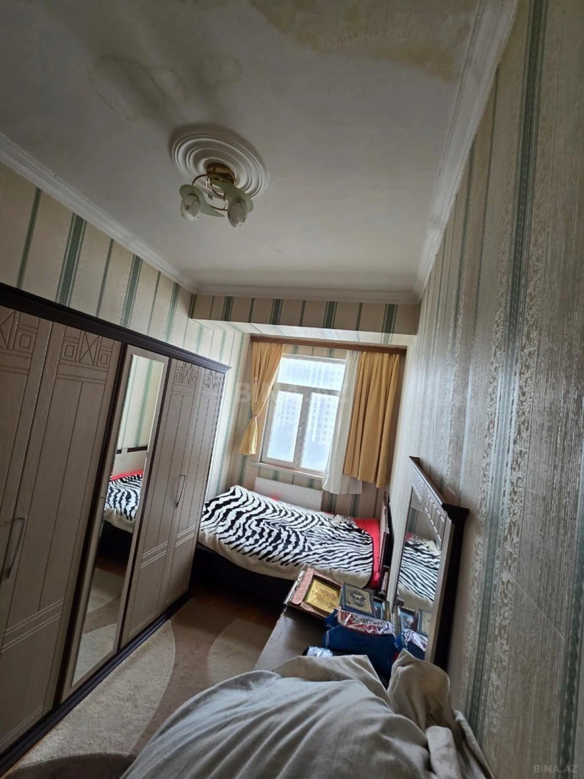 Satılır 3 otaqlı mənzil 106 m²