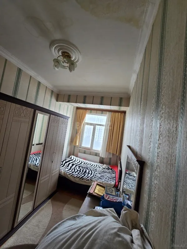 Satılır 3 otaqlı mənzil 106 m²