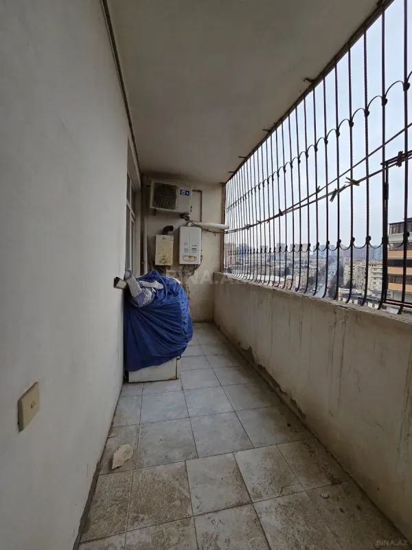 Satılır 3 otaqlı mənzil 106 m²