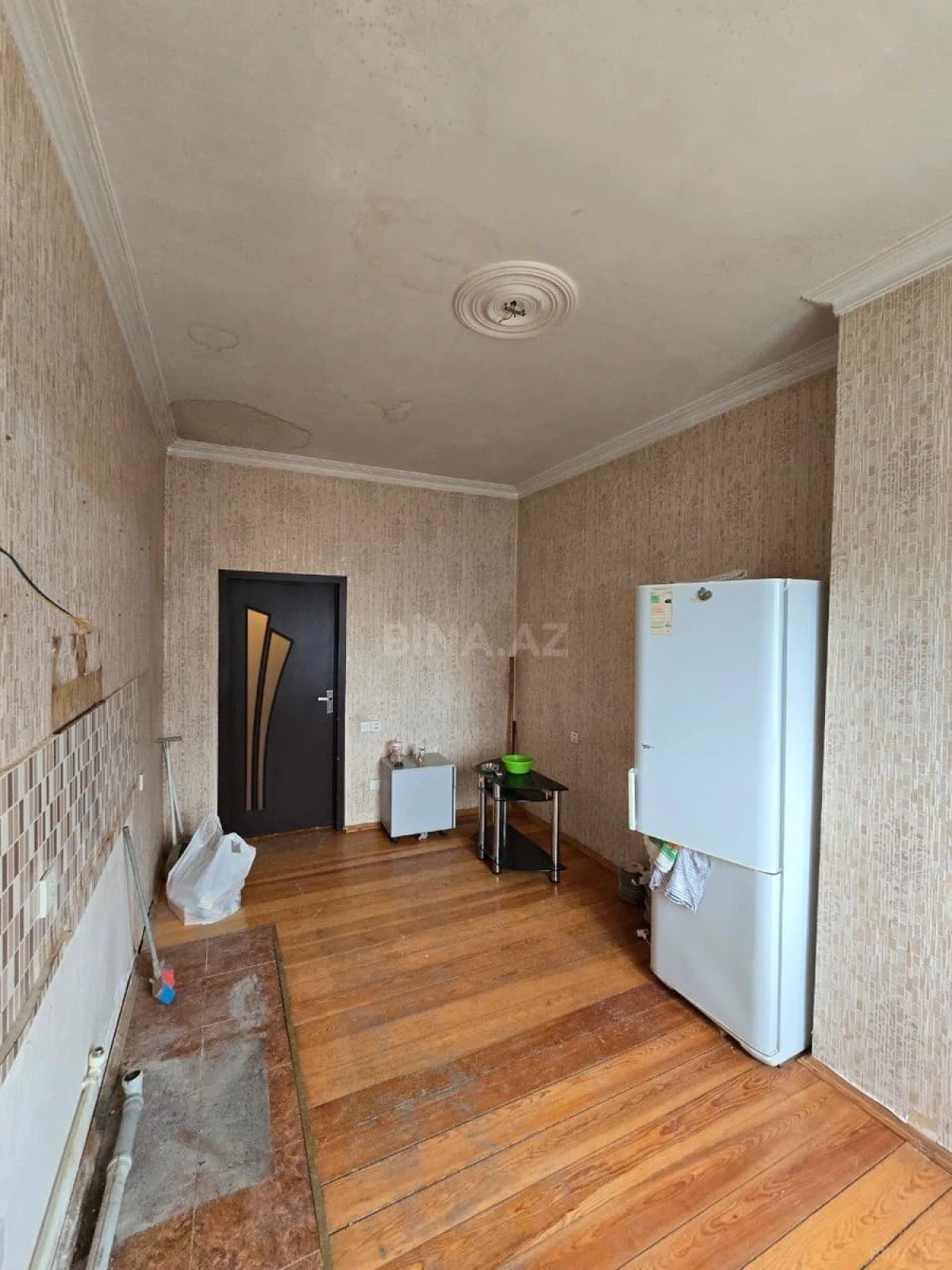 Satılır 3 otaqlı mənzil 106 m²