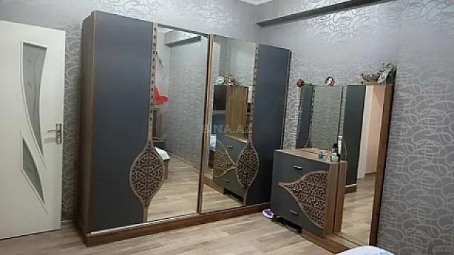Satılır 3 otaqlı mənzil 101 m²