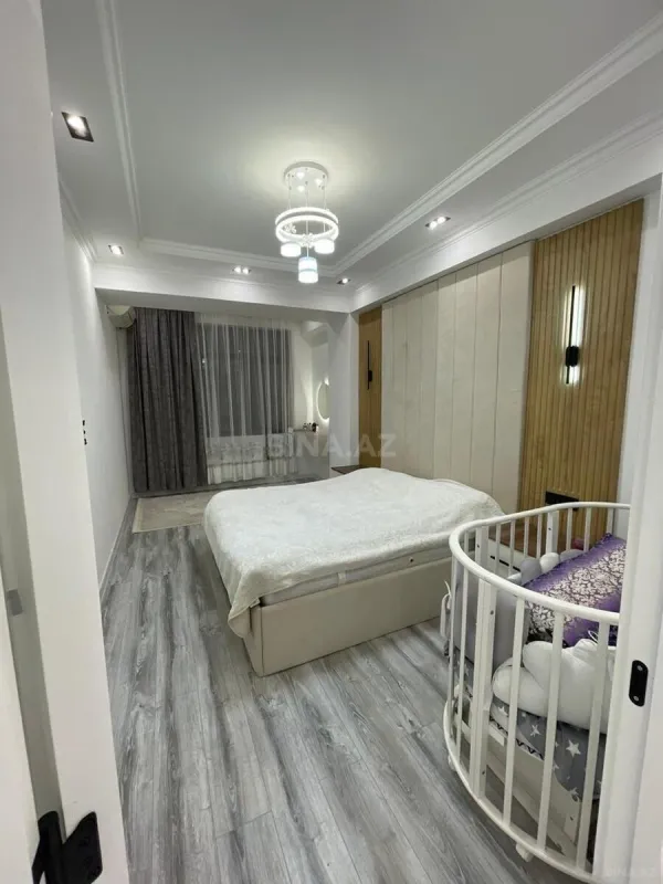 Satılır 3 otaqlı mənzil 101 m²