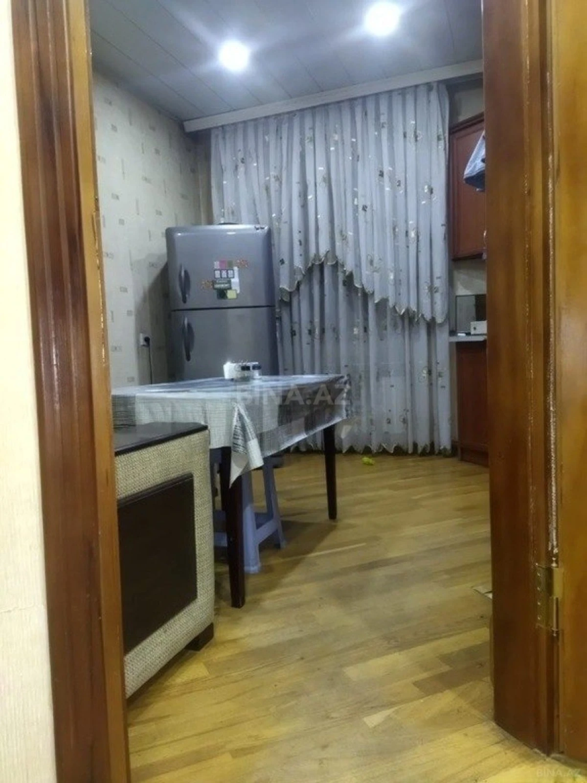 Satılır 3 otaqlı mənzil 120 m²