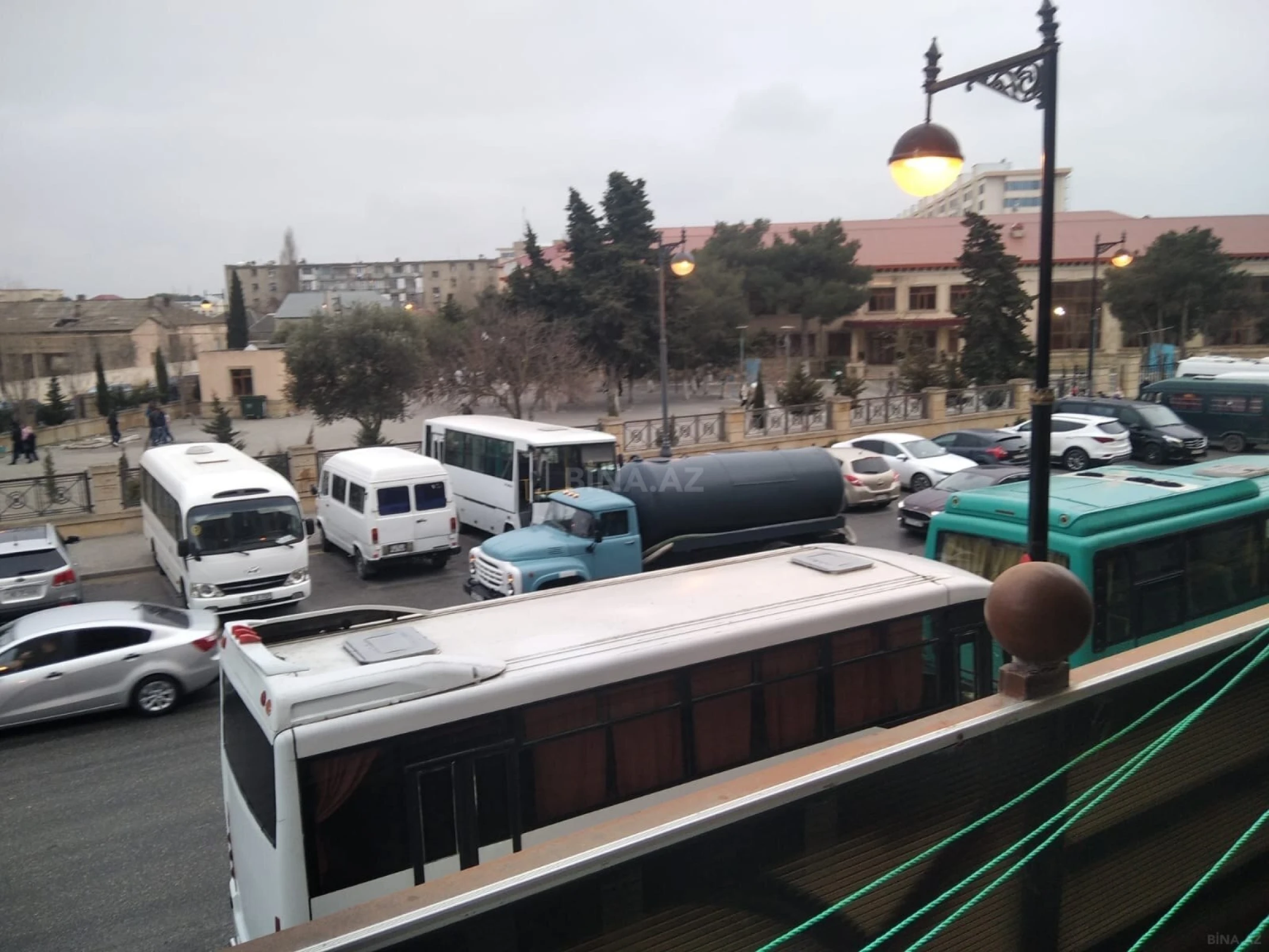 Kirayə verilir 2 otaqlı mənzil 50 m²