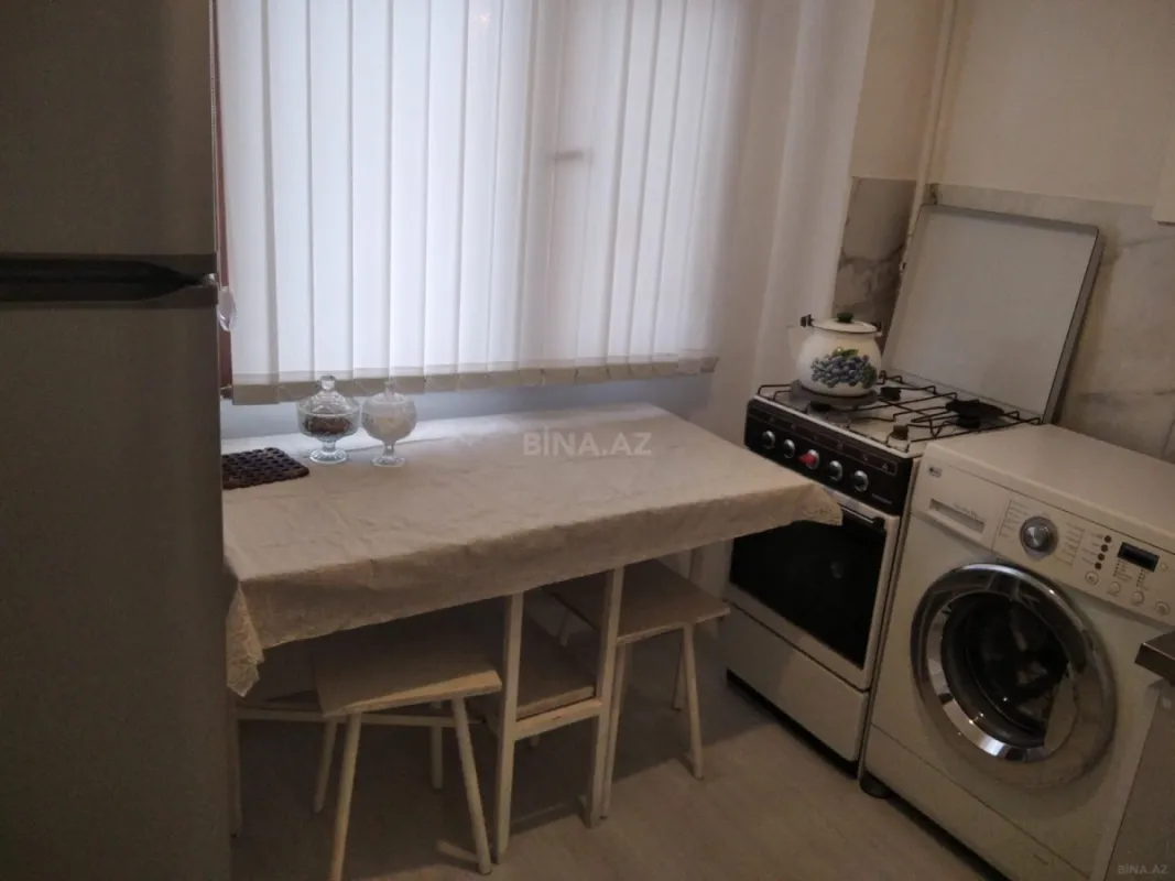 Kirayə verilir 2 otaqlı mənzil 50 m²