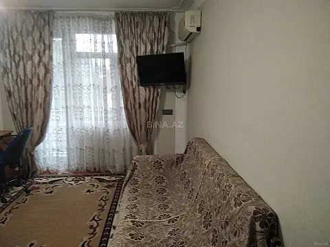 Kirayə verilir 2 otaqlı mənzil 50 m²