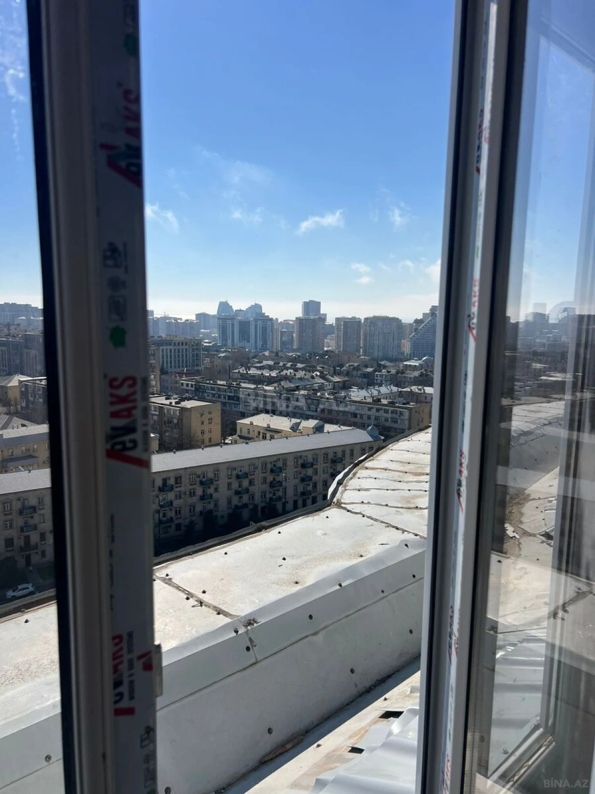 Satılır 3 otaqlı mənzil 75 m²