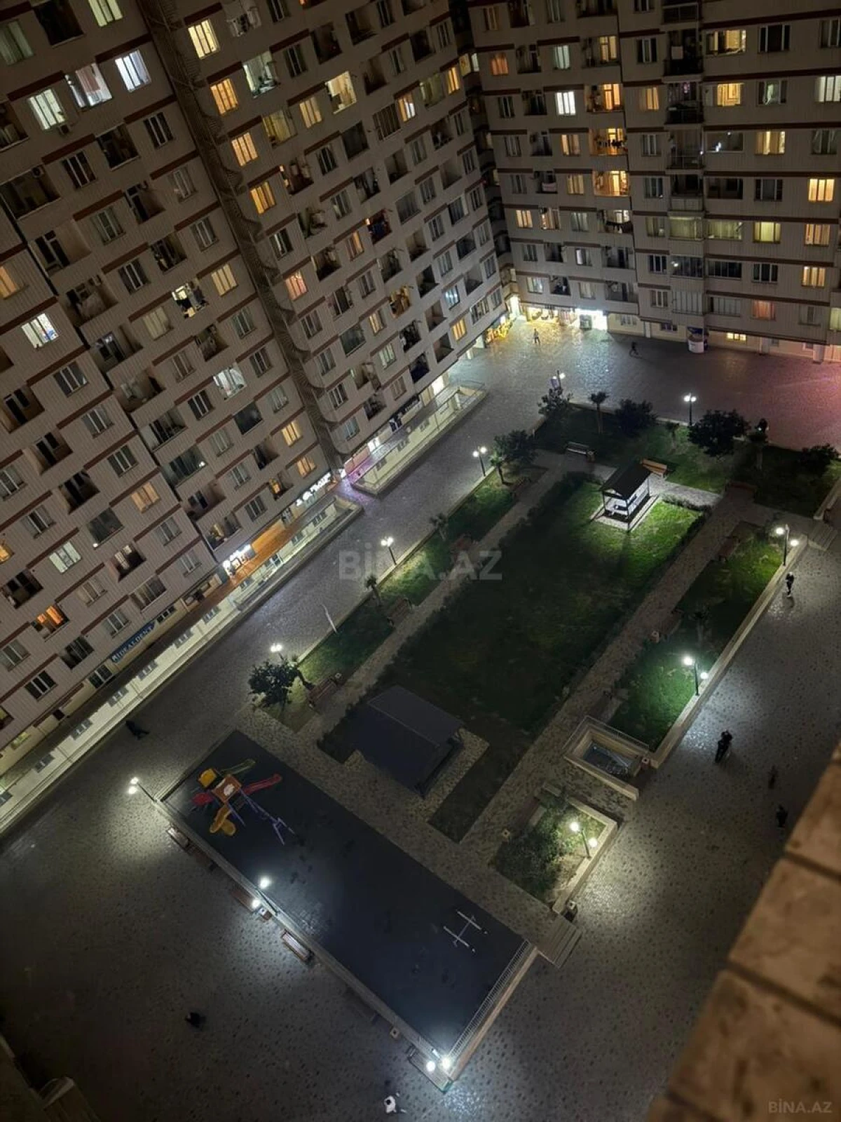 Kirayə verilir 2 otaqlı mənzil 53 m²