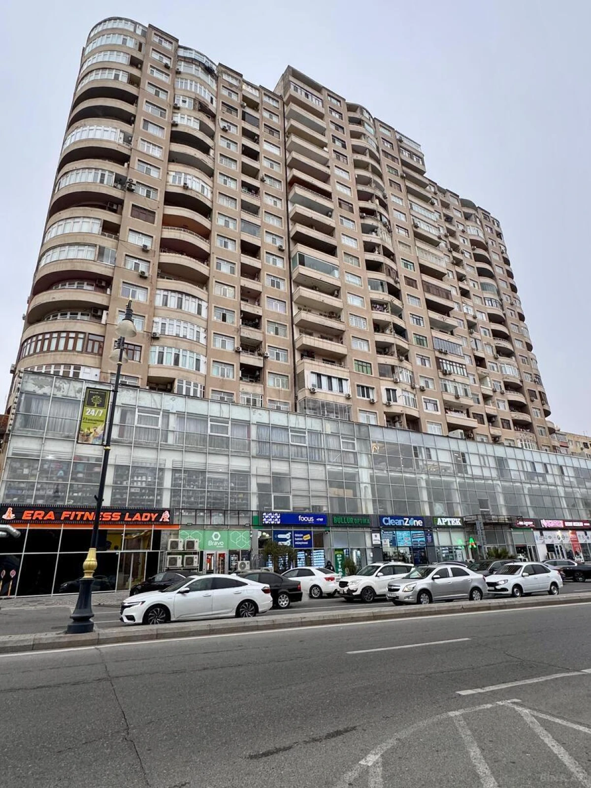 Satılır 3 otaqlı mənzil 100 m²