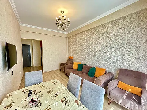 Satılır 2 otaqlı mənzil 60 m²