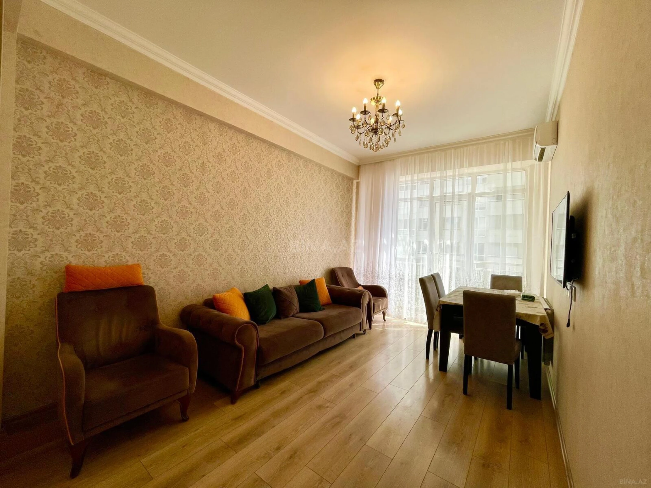 Satılır 2 otaqlı mənzil 60 m²