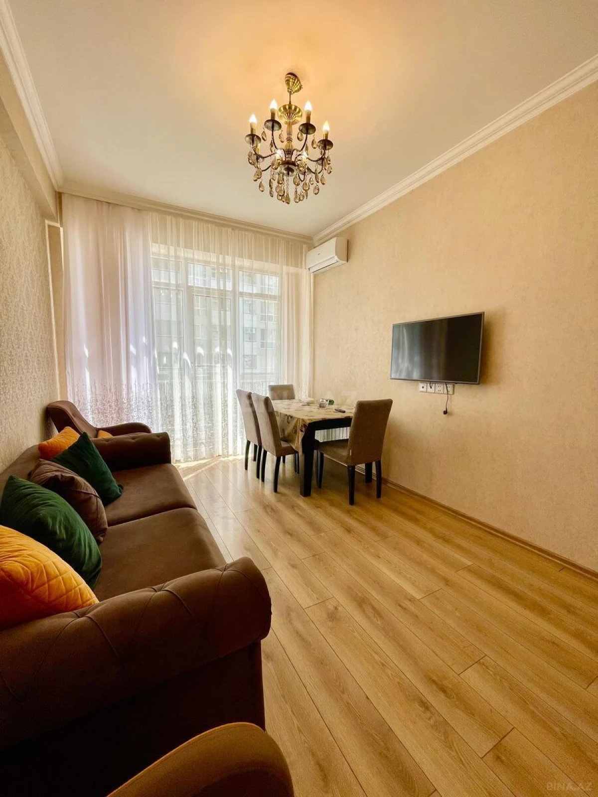 Satılır 2 otaqlı mənzil 60 m²
