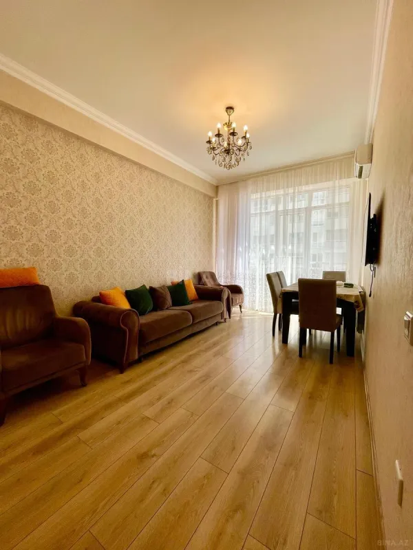 Satılır 2 otaqlı mənzil 60 m²
