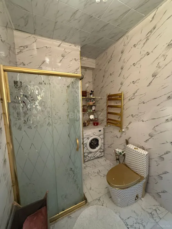Satılır 3 otaqlı mənzil 95 m²