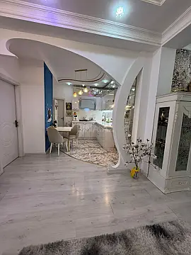 Satılır 3 otaqlı mənzil 95 m²
